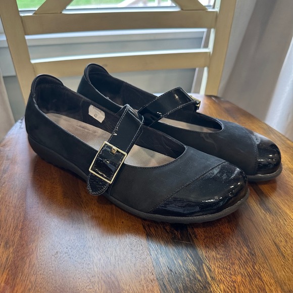 Naot Shoes - Naot Mary Jane Shoes Womens 42 Black Nubuck Patent Leather Buckle Strap Comfort